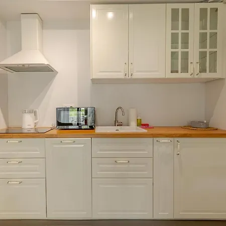 Appartamento Apartament Z Kominkiem - W Centrum - Sauna - Widok Na Gory Szklarska Poręba